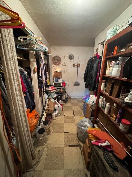 More Photos Of 428 Runnels Ave, San Antonio Office For Sale