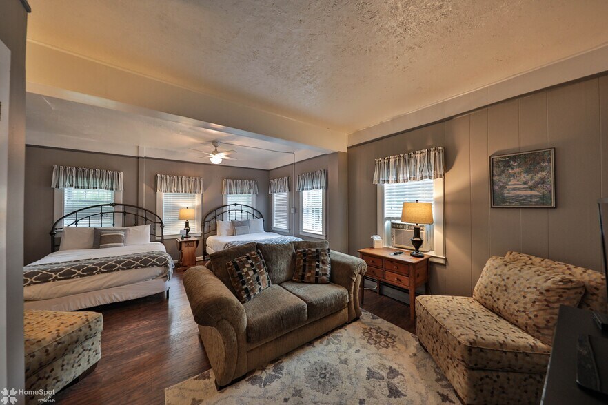 More Photos Of 2468 Route 390, Canadensis Hospitality For Sale