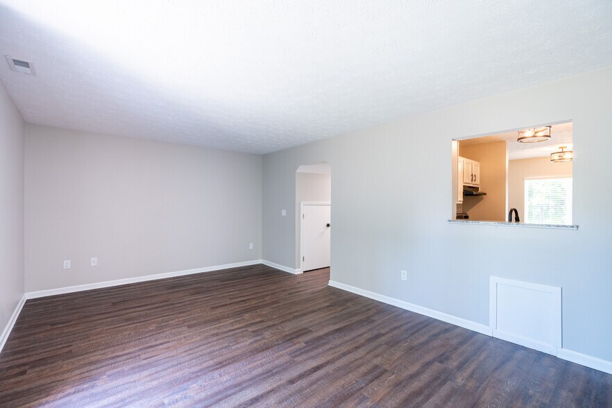 More Photos Of 236 Wisconsin St, Indianapolis Apartments For Sale