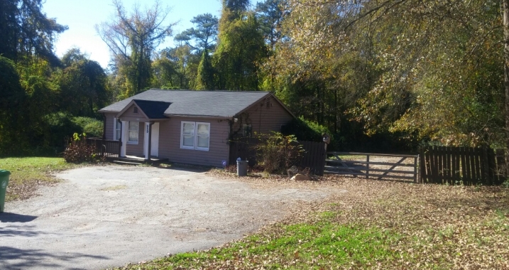 Primary Photo Of 959 S Hairston Rd, Stone Mountain Office For Sale