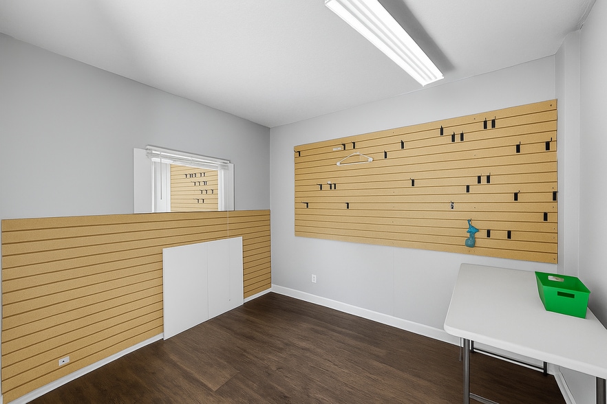 More Photos Of 17156 E Warren Ave, Detroit Storefront For Sale