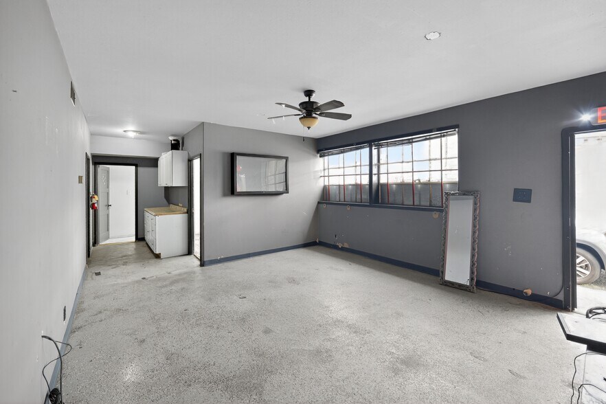 More Photos Of 760 Stone St, Oakland Industrial For Lease