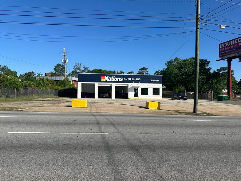 More Photos Of 3059 Deans Bridge Rd, Augusta Freestanding For Sale