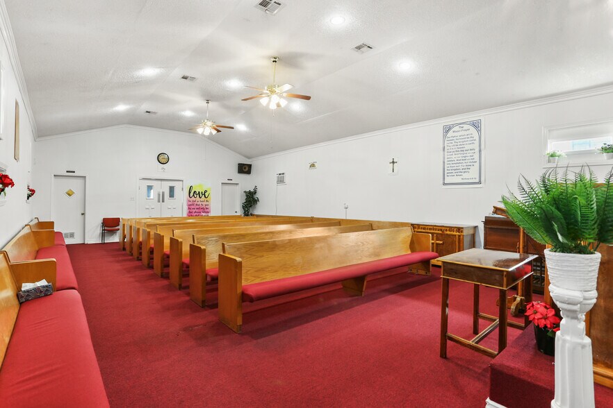 More Photos Of 3140 Jackson Ave, New Orleans Religious Facility For Sale