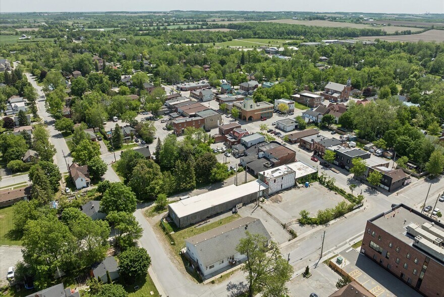More Photos Of 21 Ann St, Brock Office For Sale