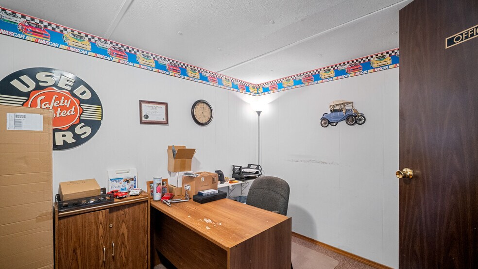 More Photos Of 601 E Main St, West Union Land For Sale