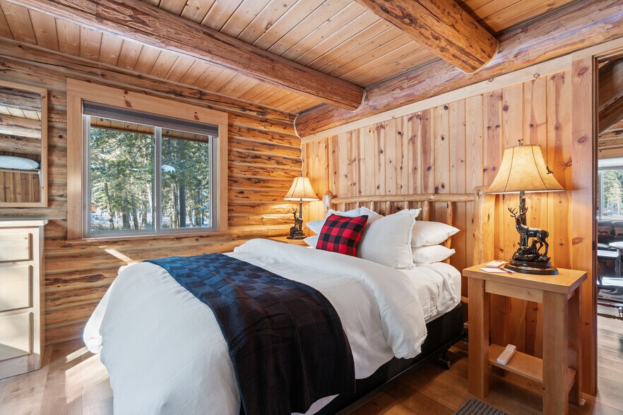 More Photos Of 1845 Hodgson Rd, Whitefish Hotel For Sale