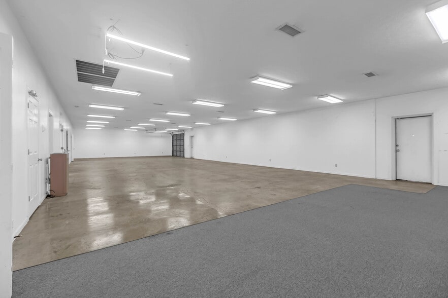 More Photos Of 5 Industrial Park Dr, Hendersonville Freestanding For Sale