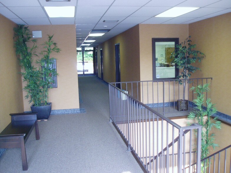 More Photos Of 150 N Finley Ave, Basking Ridge Medical For Lease