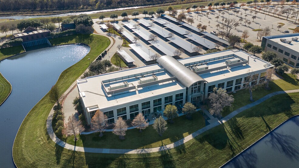 More Photos Of 2941 S Lake Vista Dr, Lewisville Office For Sale