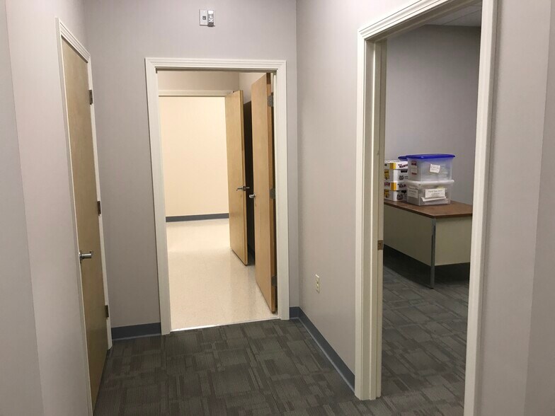 More Photos Of 250 Westfield Rd, Holyoke Storefront Retail Office For Sale