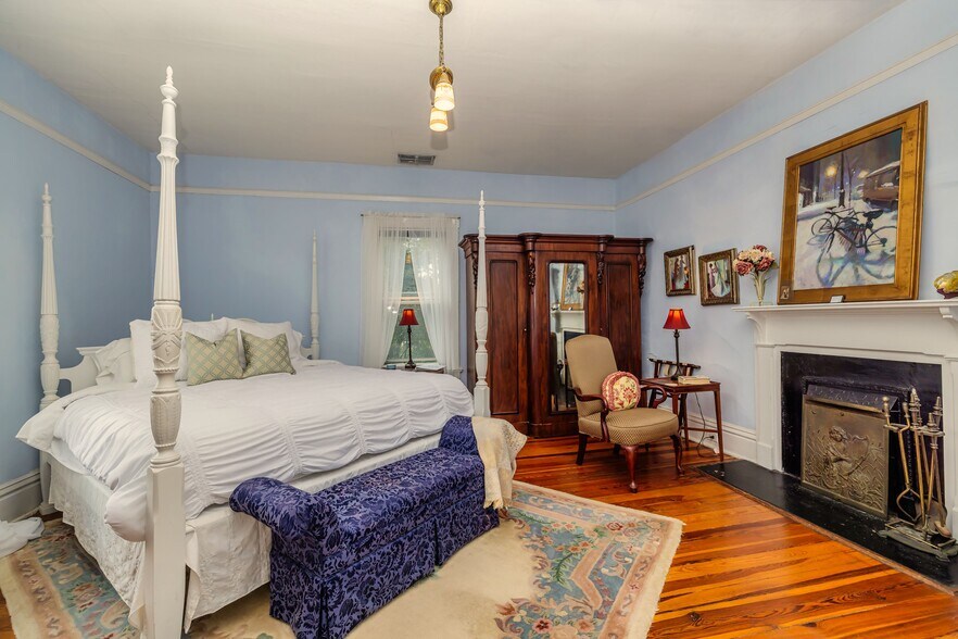 More Photos Of 252 Seavy St, Senoia Hospitality For Sale