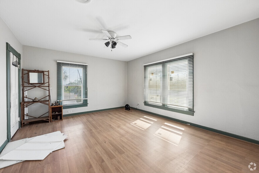 More Photos Of 412 N San Gabriel Ave, Azusa Daycare Center For Lease