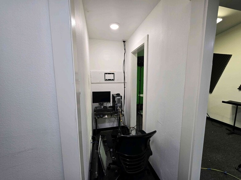 More Photos Of 1212 Crosstimbers St, Houston Office Residential For Sale