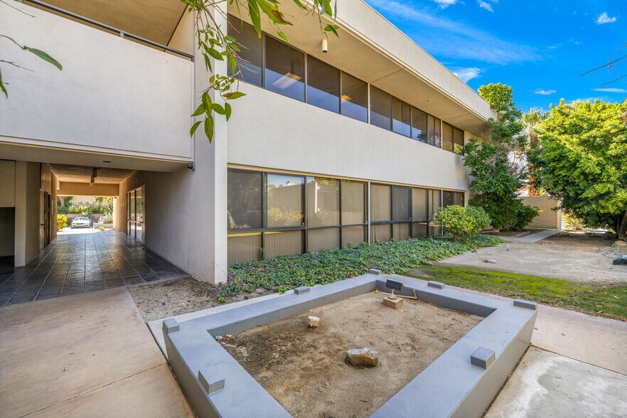More Photos Of 225 S Civic Dr, Palm Springs Medical For Sale
