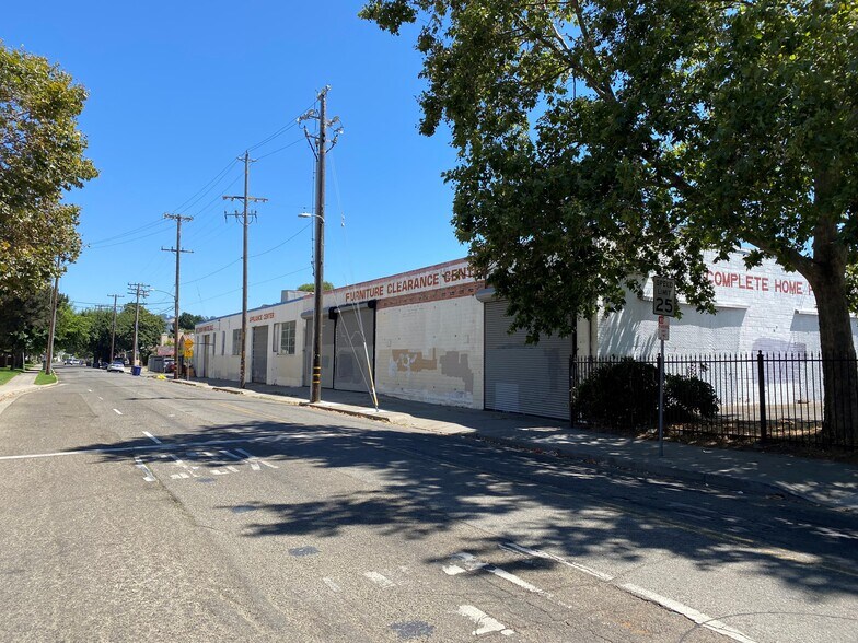 More Photos Of 110 E 14th St, San Leandro Freestanding For Sale