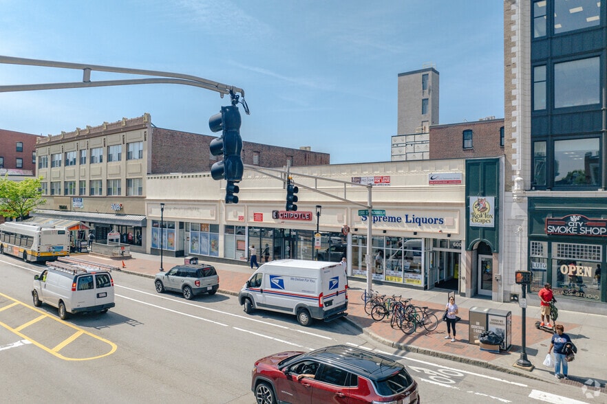 More Photos Of 596-600 Massachusetts Ave, Cambridge Storefront Retail Office For Lease