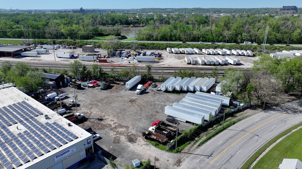 More Photos Of 1000 N Chestnut Ave, Kansas City Land For Sale