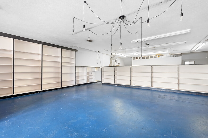 More Photos Of 426-430 Western Ave, Statesville Freestanding For Lease