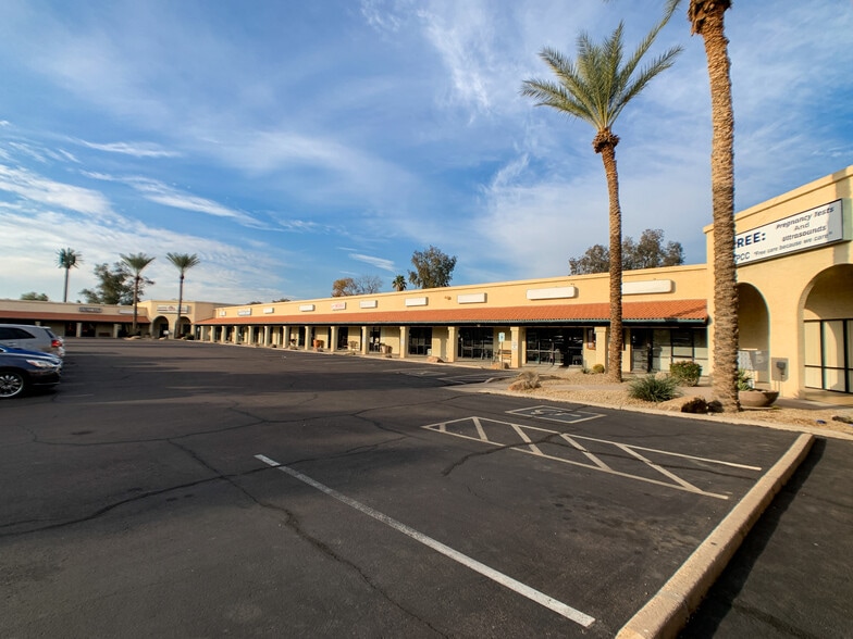 More Photos Of 590 N Alma School Rd, Chandler General Retail For Sale