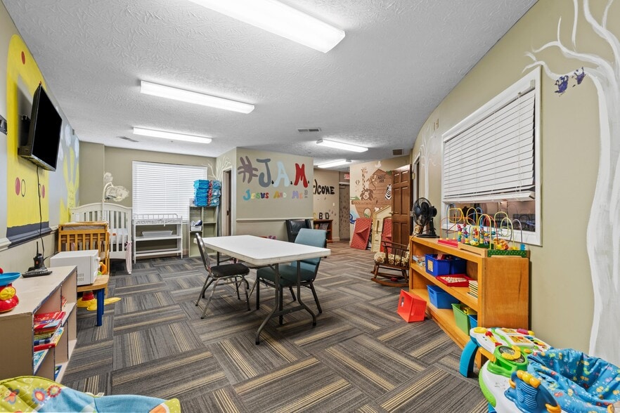 More Photos Of 1975 Haggard Ct, Lexington Religious Facility For Sale