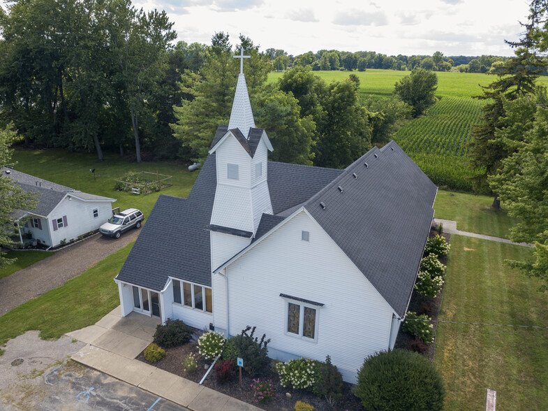 Primary Photo Of 10854 S Hemlock Rd, Brant Religious Facility For Sale