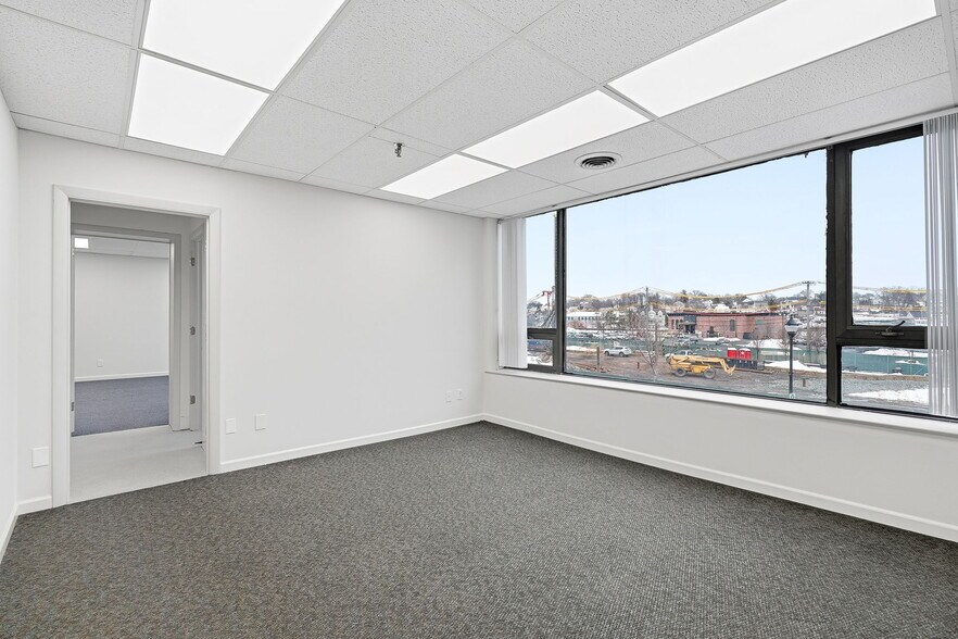 More Photos Of 30-32 N Main St, Port Chester Loft Creative Space For Lease