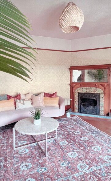 More Photos Of 139 SW I St, Grants Pass Specialty For Sale