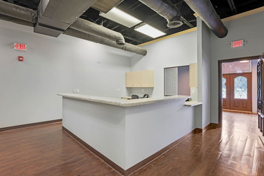 More Photos Of 118 Shenandoah Dr, The Woodlands Unknown For Lease