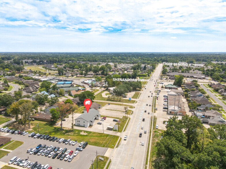 More Photos Of 5917 Jones Creek Rd, Baton Rouge Office For Sale