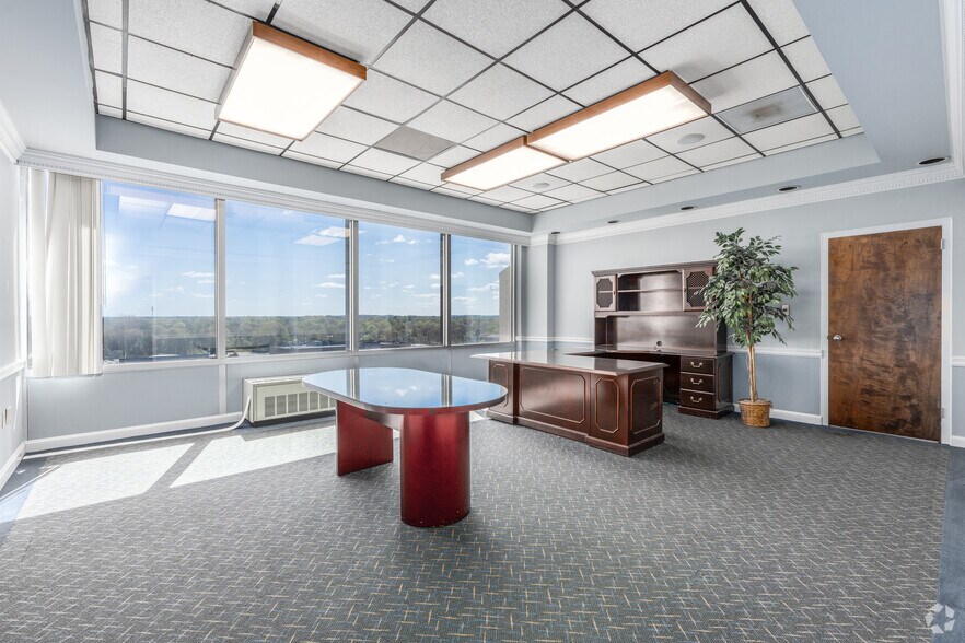 Photo of 9th Floor Ste 900,902,914