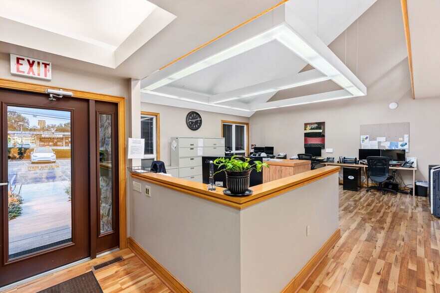 More Photos Of 1000 Germantown Pike, Plymouth Meeting Medical For Sale