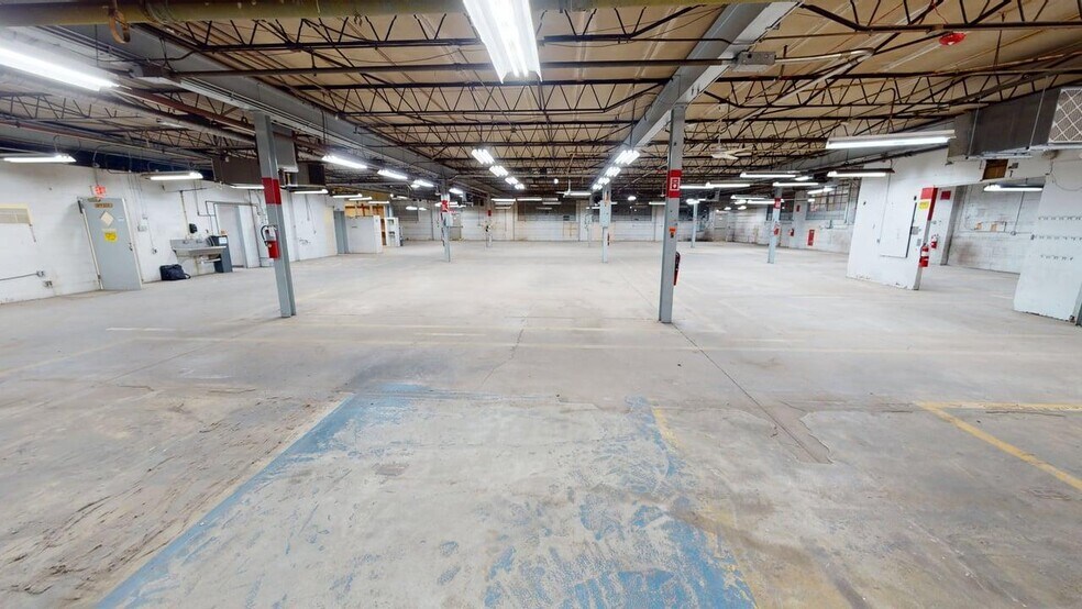 More Photos Of 1509 W Le Moyne St, Melrose Park Warehouse For Sale