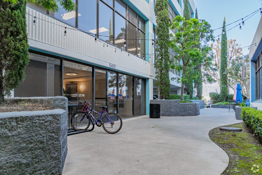 More Photos Of 5405 Garden Grove Blvd, Westminster Office For Sale