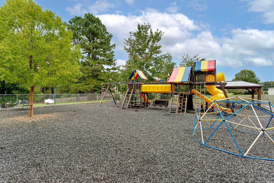 More Photos Of 2426 New Dorset Rd, Powhatan Daycare Center For Sale