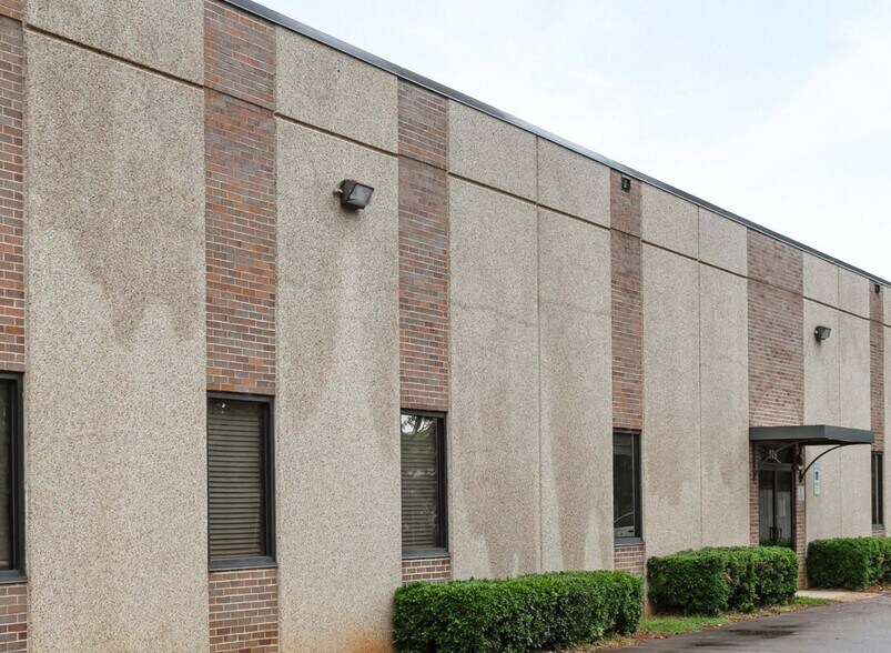 More Photos Of 319 Chapanoke Rd, Raleigh Office For Lease