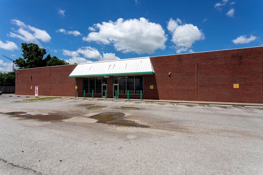 More Photos Of 836-838 Dickerson Pike, Nashville Freestanding For Lease