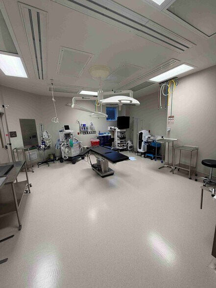 More Photos Of 731 Plaza Blvd, Coppell Medical For Sale