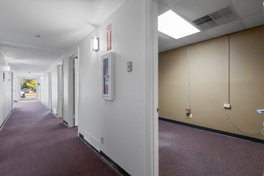 More Photos Of 421 S Beckham Ave, Tyler Medical For Sale
