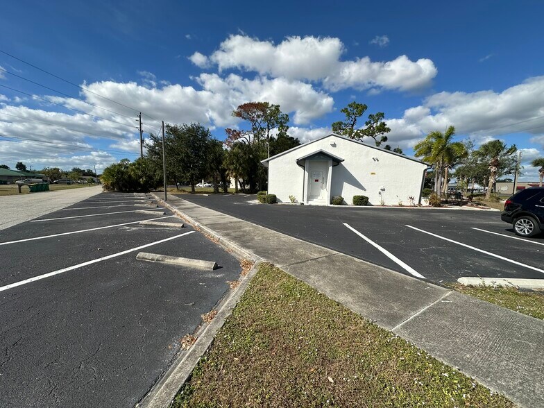 More Photos Of 2841 Tamiami Trl, Port Charlotte Medical For Sale