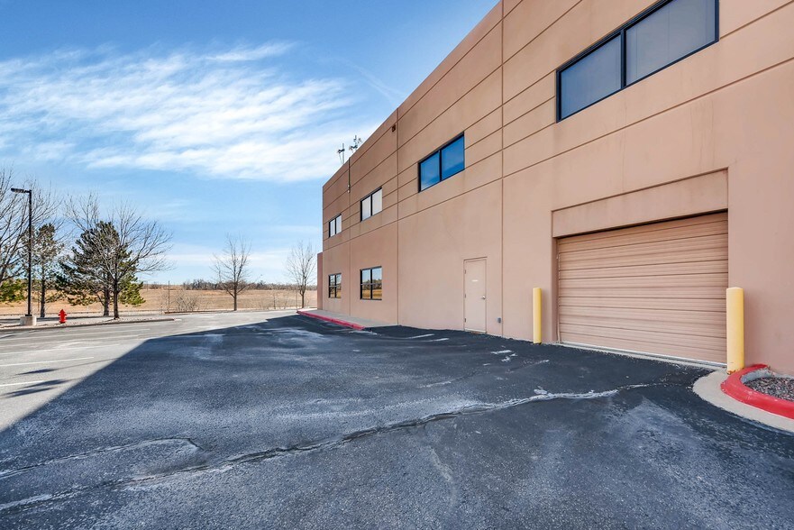 More Photos Of 7420 E Dry Creek Pky, Longmont Office For Lease