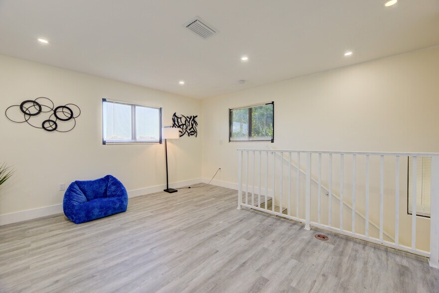 More Photos Of 742 NW 70th St, Miami Apartments For Sale