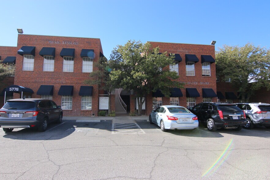 More Photos Of 5732-5748 N Mesa Dr, El Paso Unknown For Lease