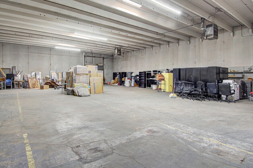 More Photos Of 1045 W 45th Ave, Denver Warehouse For Sale