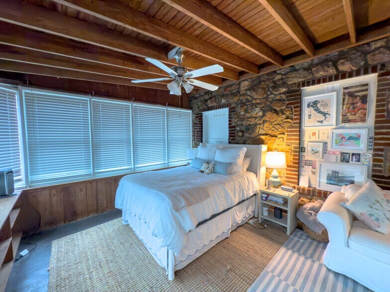 More Photos Of 153 Morton Ave, Athens Apartments For Sale