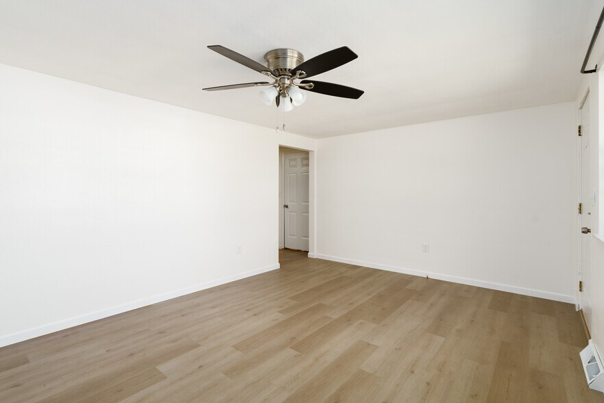 More Photos Of 210 Anderson Ln, Belleville Multifamily For Sale
