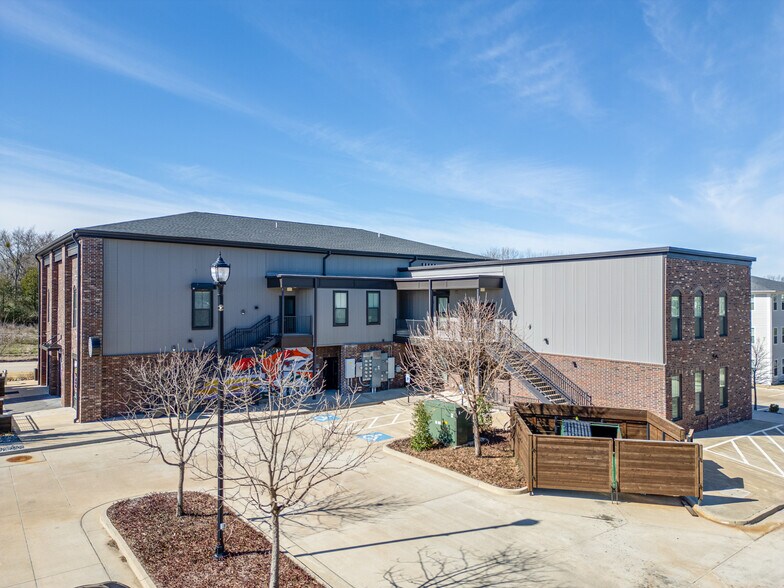 More Photos Of , Fort Smith General Retail For Sale