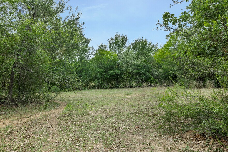 More Photos Of 9765 State Park Rd, Lockhart Land For Sale