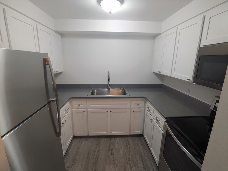 More Photos Of 305 NE Spaulding St, Pullman Apartments For Sale