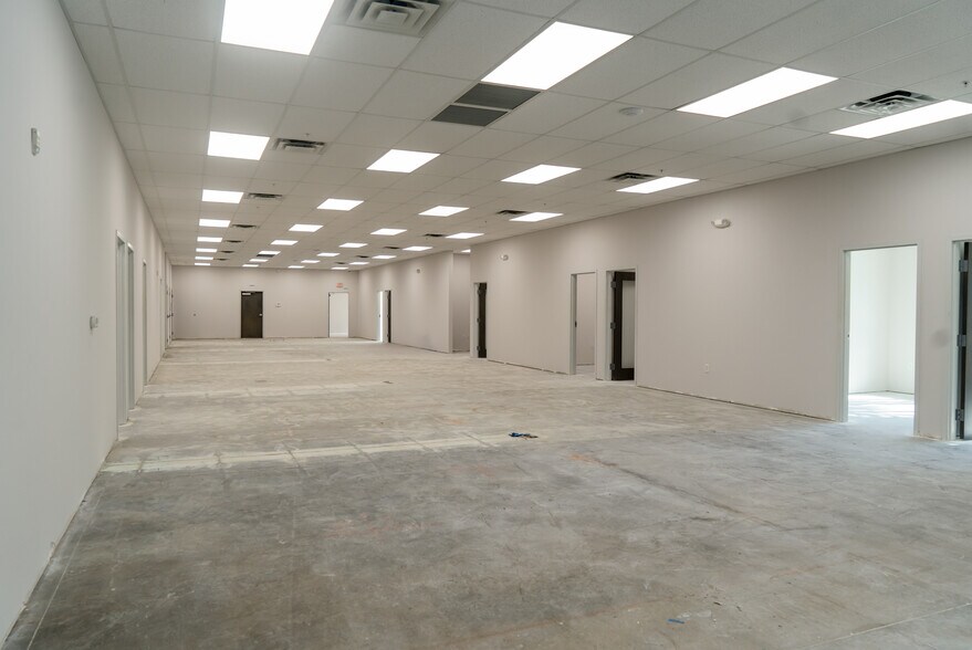 More Photos Of 3400 SW 20th St, Pembroke Park Warehouse For Lease